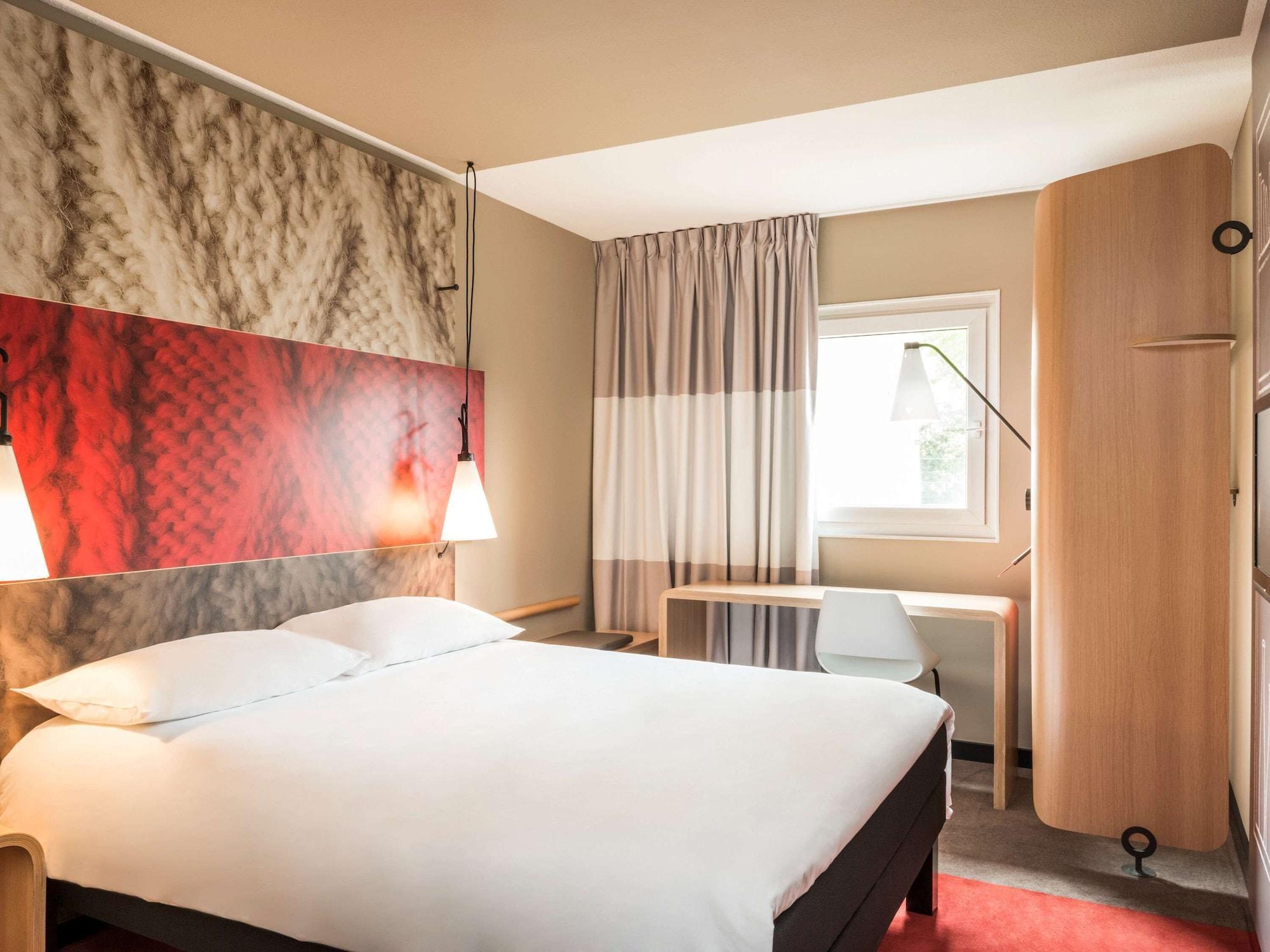 Ibis Sion Hotel Exterior photo