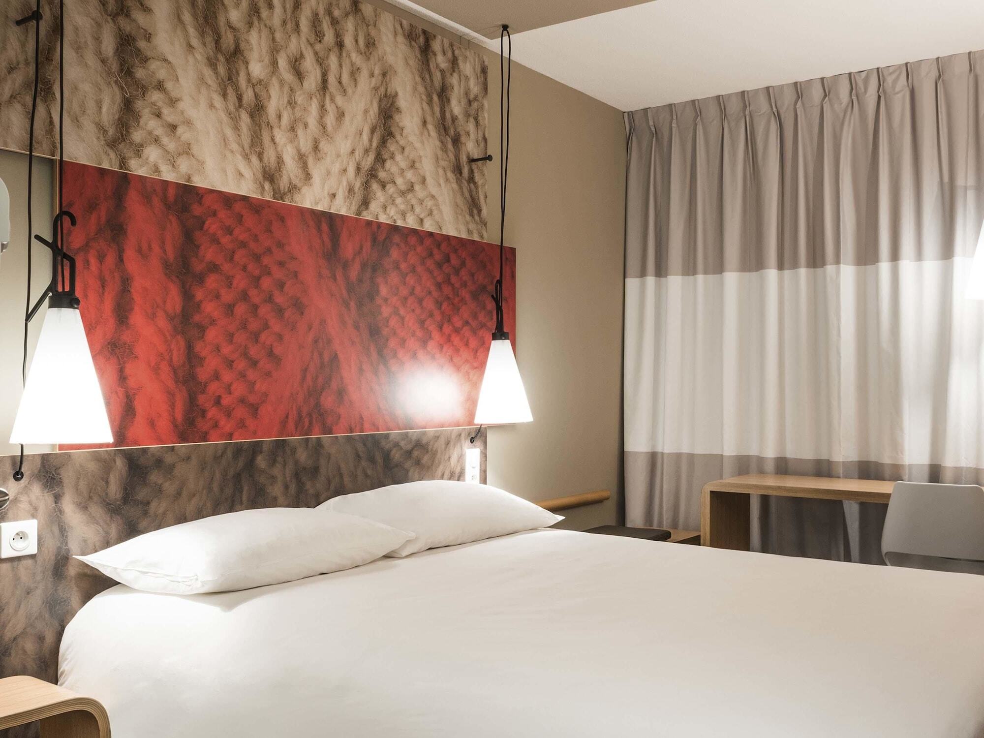 Ibis Sion Hotel Exterior photo
